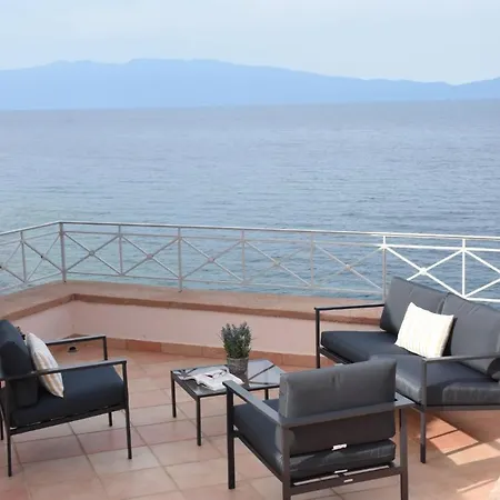 Aphrodite , Charming Apt With Stunning View! Apartment *