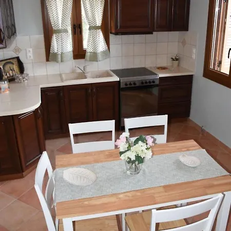 Apartment Aphrodite , Charming Apt With Stunning View!